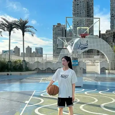 戴玲